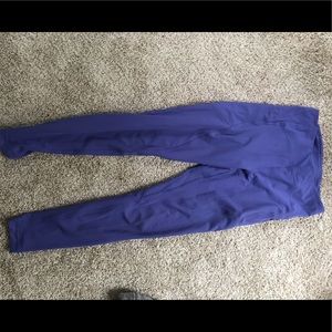 LIKE NEW LULU LEMON LEGGINGS